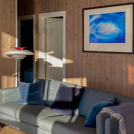 Hébergement de vacances 3 Bedroom Beautiful In *